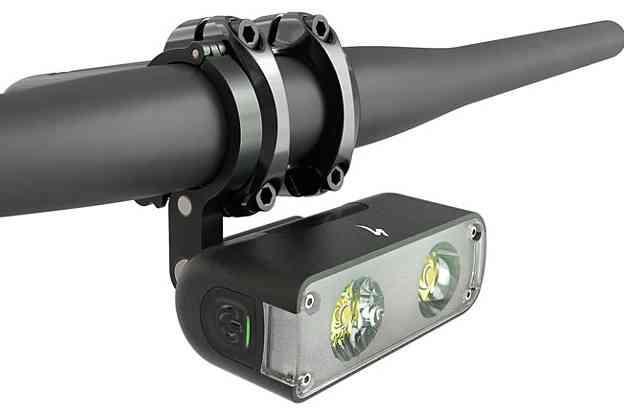 Specialized Flux 850 Cykellygte 2600mAh
