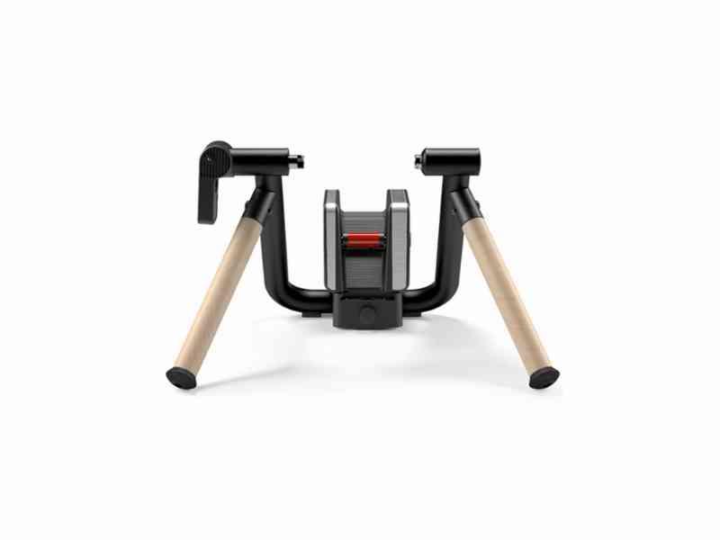 Elite Tuo – Hometrainer med riser block til Zwift