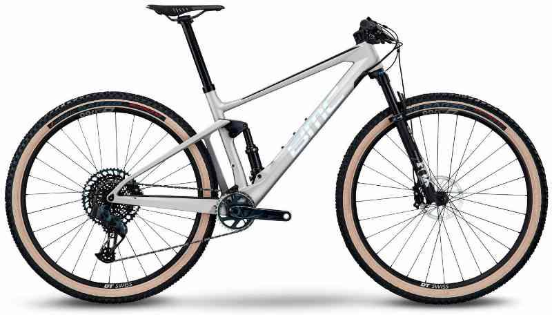 BMC Fourstroke 01 TWO 2022 – Sølvcykel
