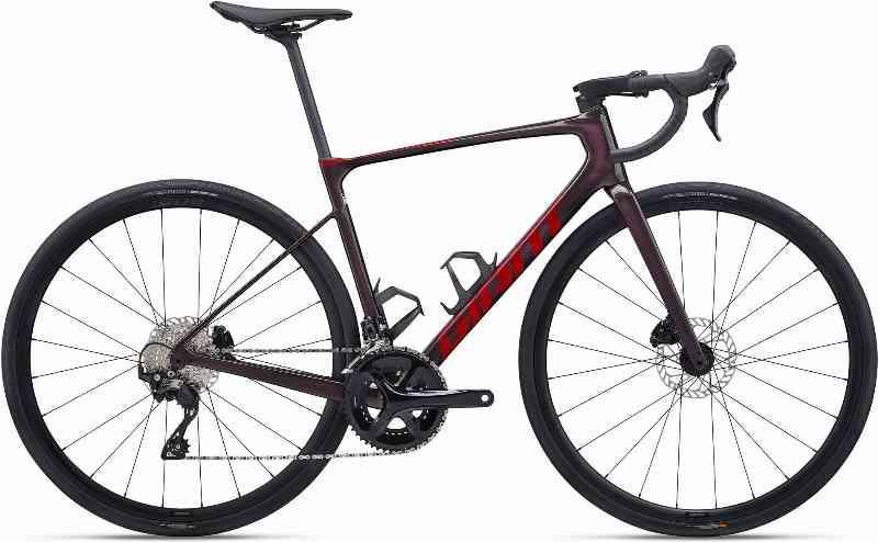 Giant Defy Advanced 2 2024 - Rød Cykel