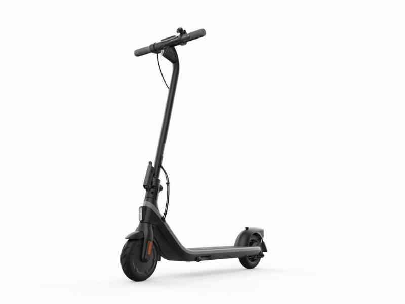 Ninebot by Segway E2 PLUS El-Løbehjul - 25 km/t