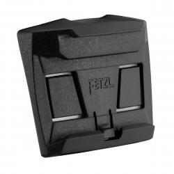 Helmet Adapt Adhesive Plate   Tilbehør Til Pandelamper fra Petzl