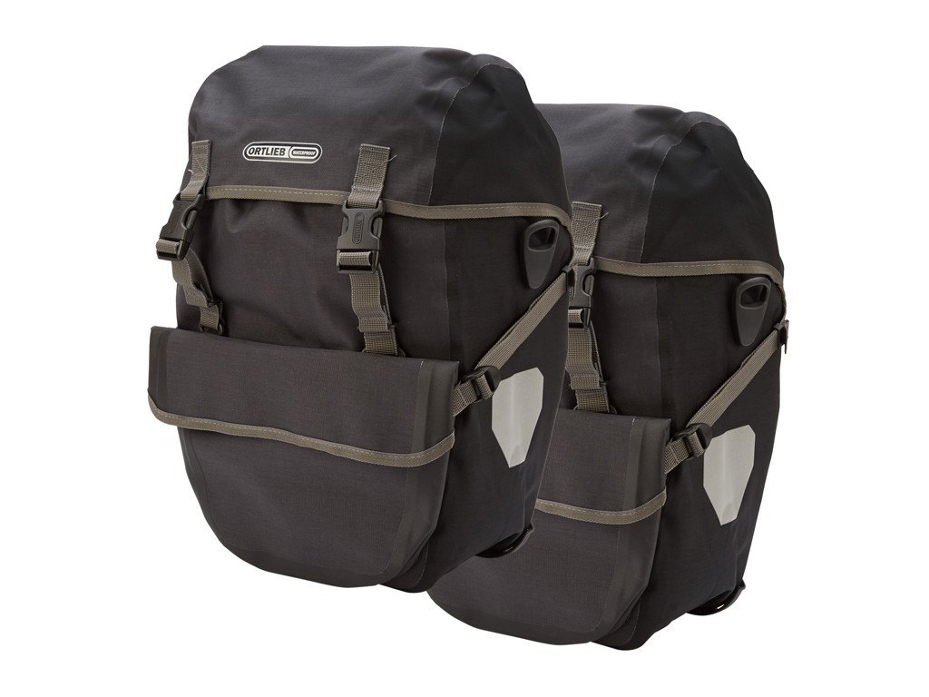 Bike Packer Plus   Granit Sort   2 X 21 Liter fra Ortlieb