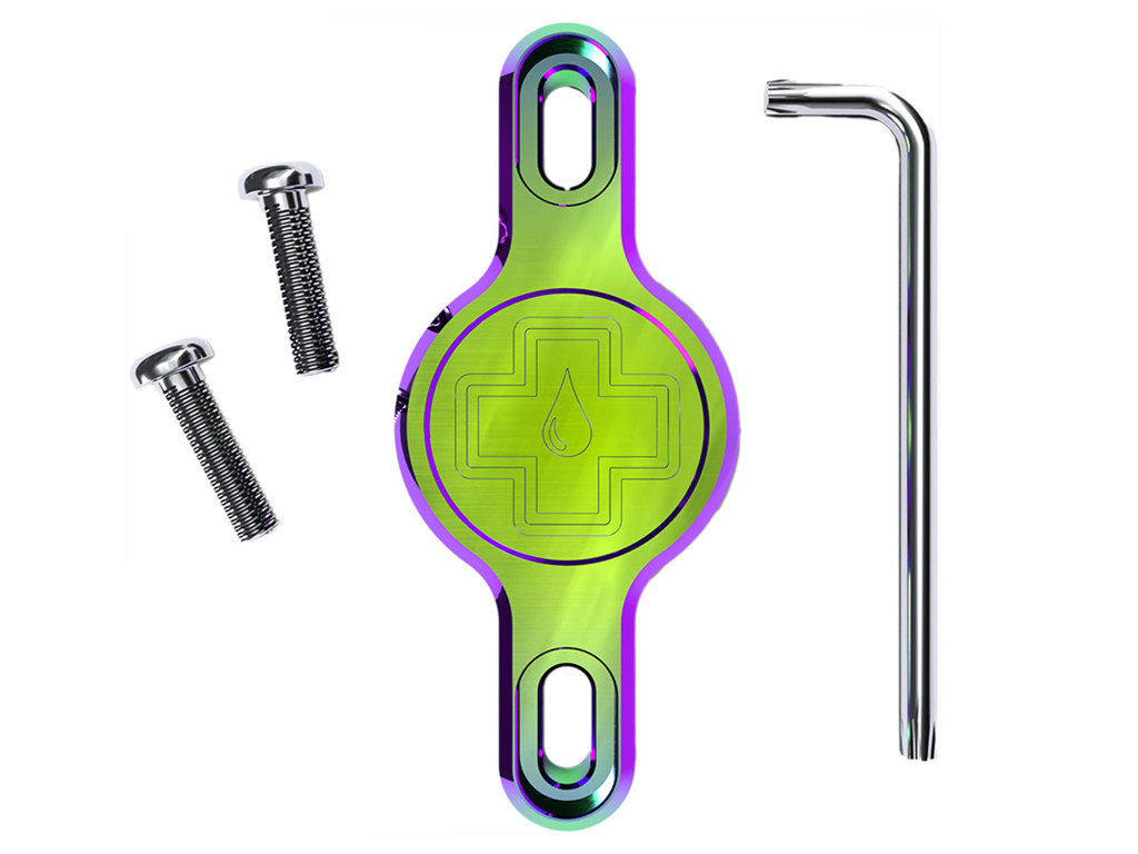 Muc Off Secure Tag Holder 2.0   Til Apple Airtag   Montering Ved Flaskeholder   Grøn Chrome fra Muc-off