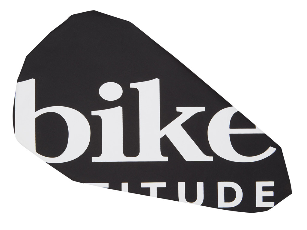 Sadelovertræk Race   Vandtæt Regnovertræk   Sort Hvid fra Bike Attitude