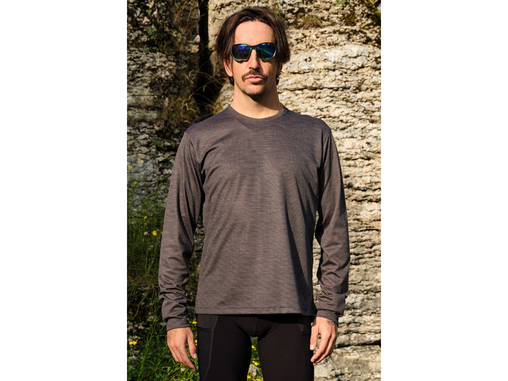 Gravel Uld T Shirt   Lange ærmer   Sort   Str. Xl fra Giordana