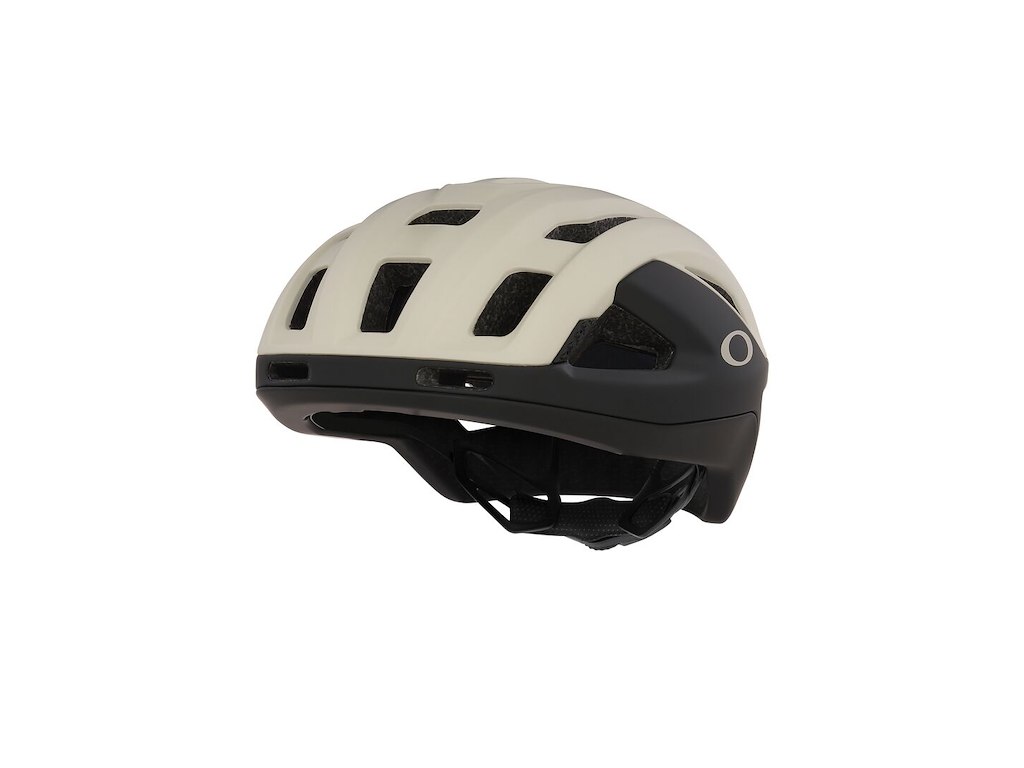Aro3 Endurance   Cykelhjelm   Mat Sand Sort   L fra Oakley