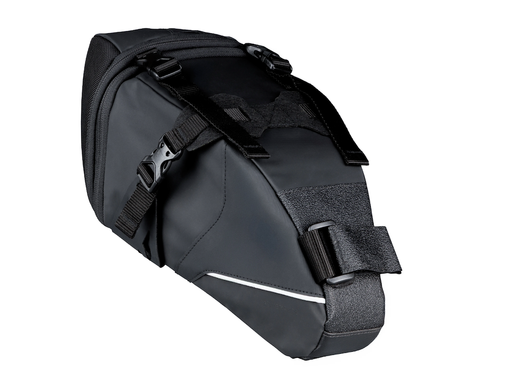 Adventure Xl Sadeltaske   5,3 Til 8 Liter   Sort fra Force