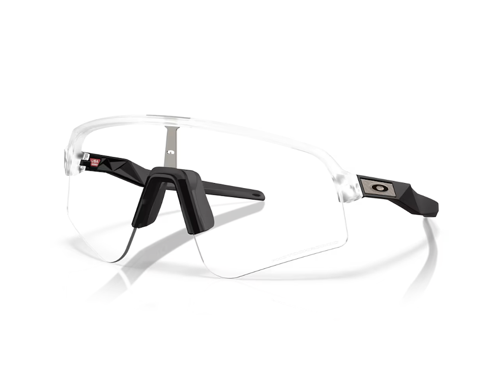 Sutro Lite Sweep   Cykelbriller   Matte Clear Photochromic fra Oakley