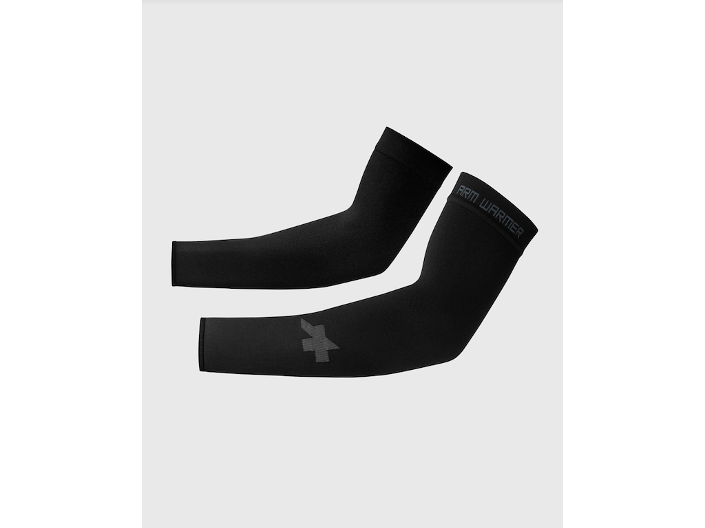 Spring Fall Arm Warmers P1   Armvarmere   Sort   Str. I fra Assos