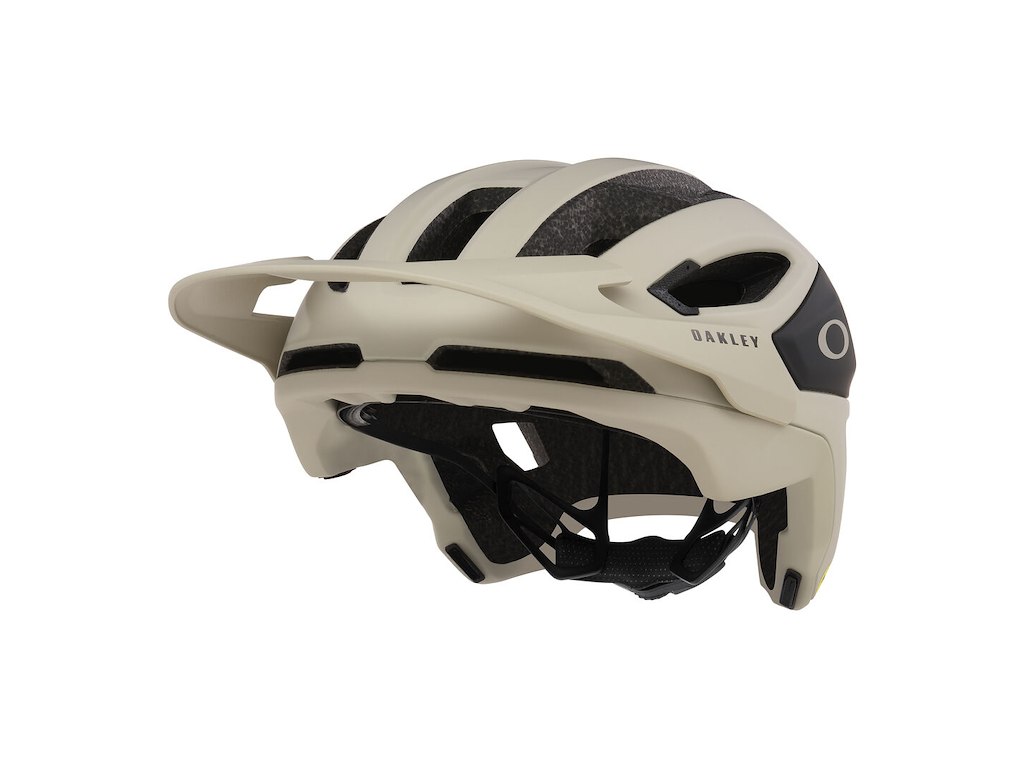 Drt3 Trail Eu   Cykelhjelm   Mtb   Matte Sand Sort   M fra Oakley