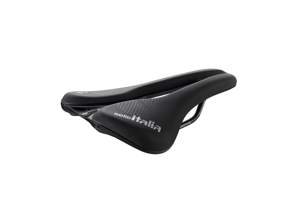 Novus Boost Evo Endurance Tm Superflow L3 Sadel Road 145 X 245 Mm fra Selle Italia