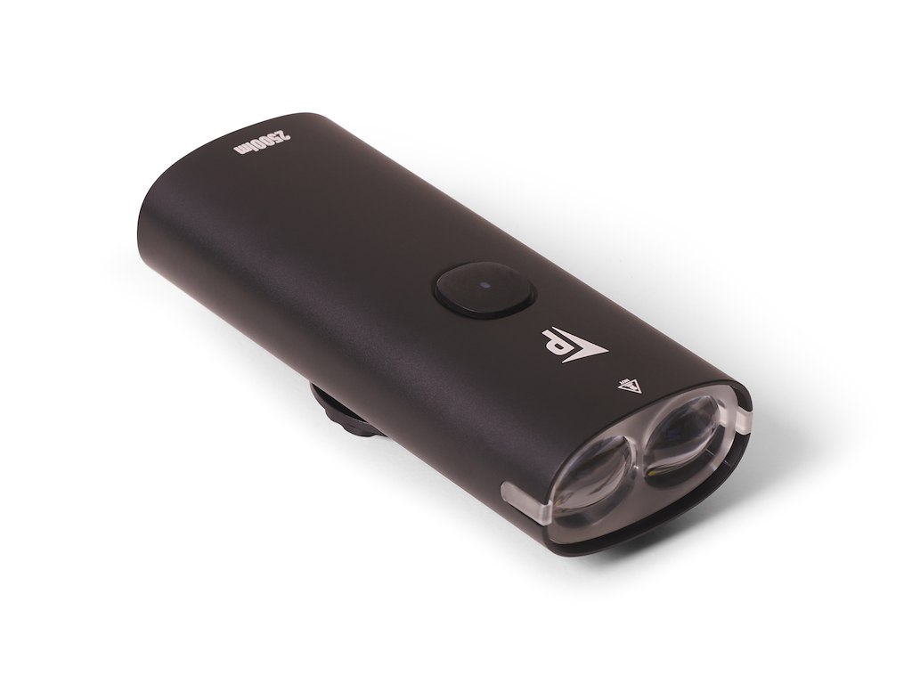 Forlygte Med 2500 Lumen Genopladelig   Med Lygteholder Og Beslag Til Garmin fra Pathtaker