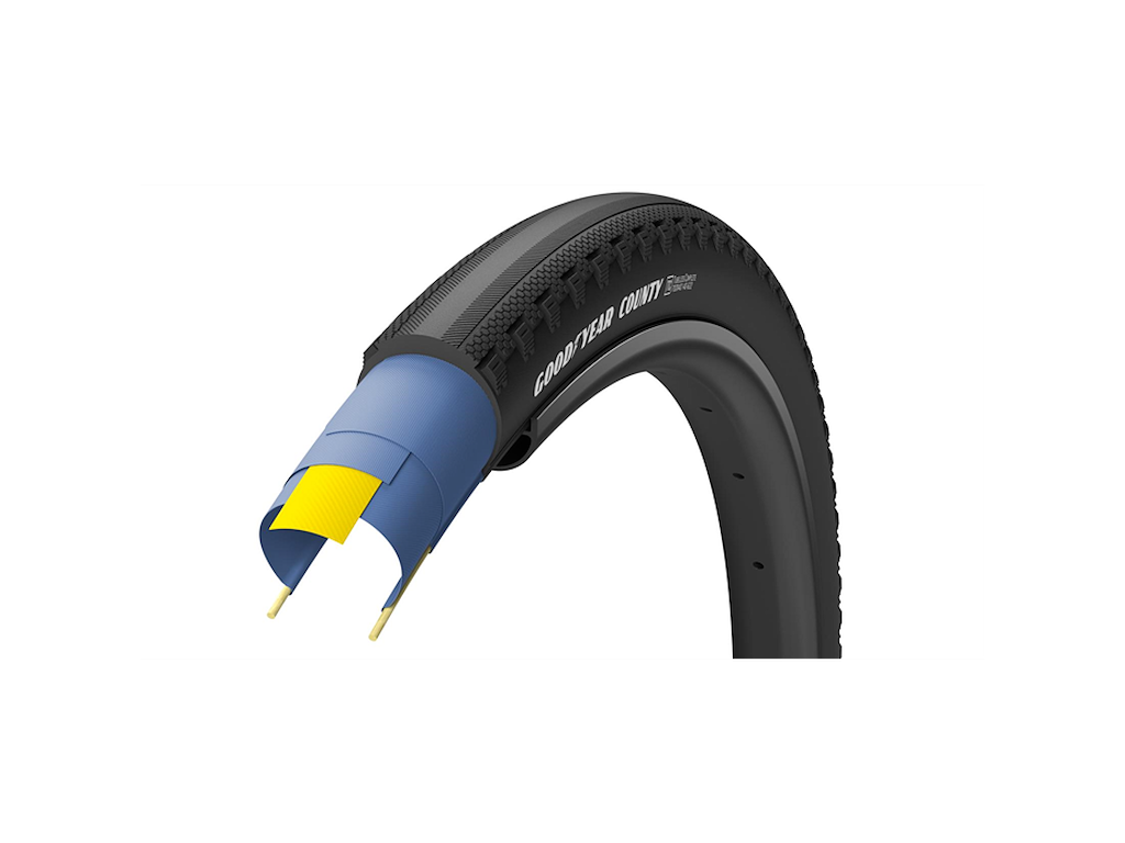 County 700x35c Sort fra Goodyear